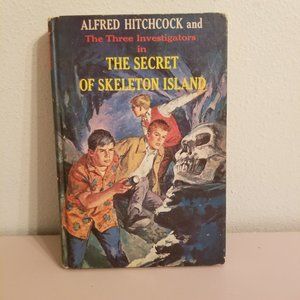 3 Investigators Mystery Series Alfred Hitchcock 1966 Secret of Skeleton Island B